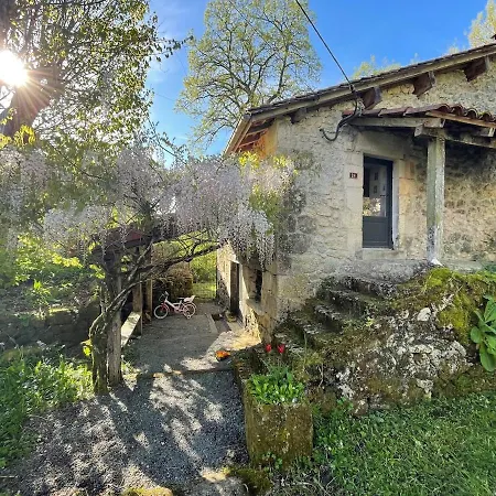 펜션 Forest House In Perigord Vert *